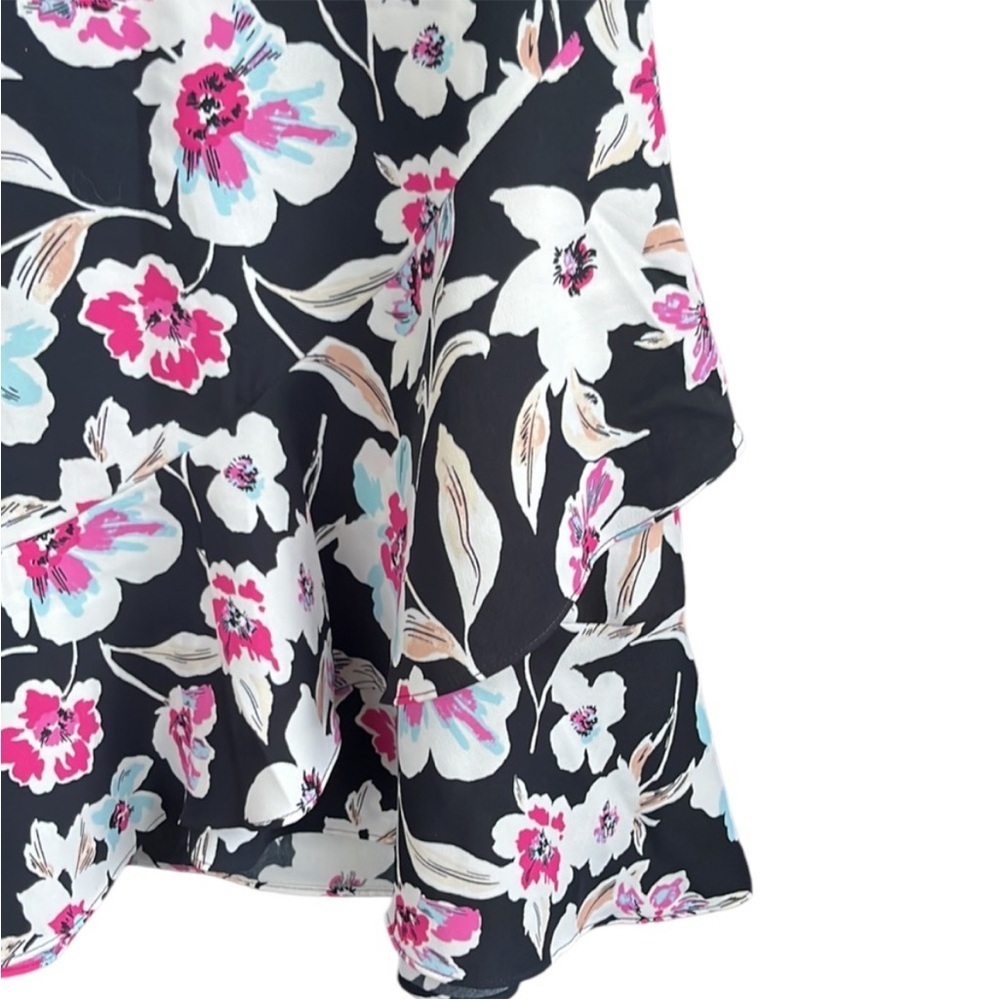 Like New Banana Republic Ruffled Hem Floral Dress Size 4 - Picture 6 of 11